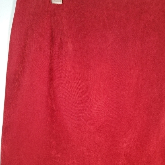 PARISCOPE red vintage skirt. - Picture 6 of 11